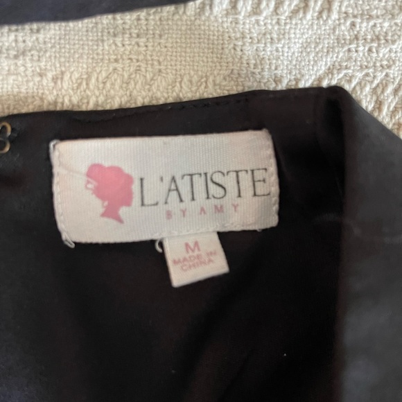 Black Ruffle Set - Picture 5 of 6